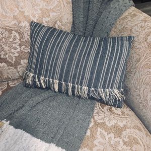 One accent pillow with fringe!!